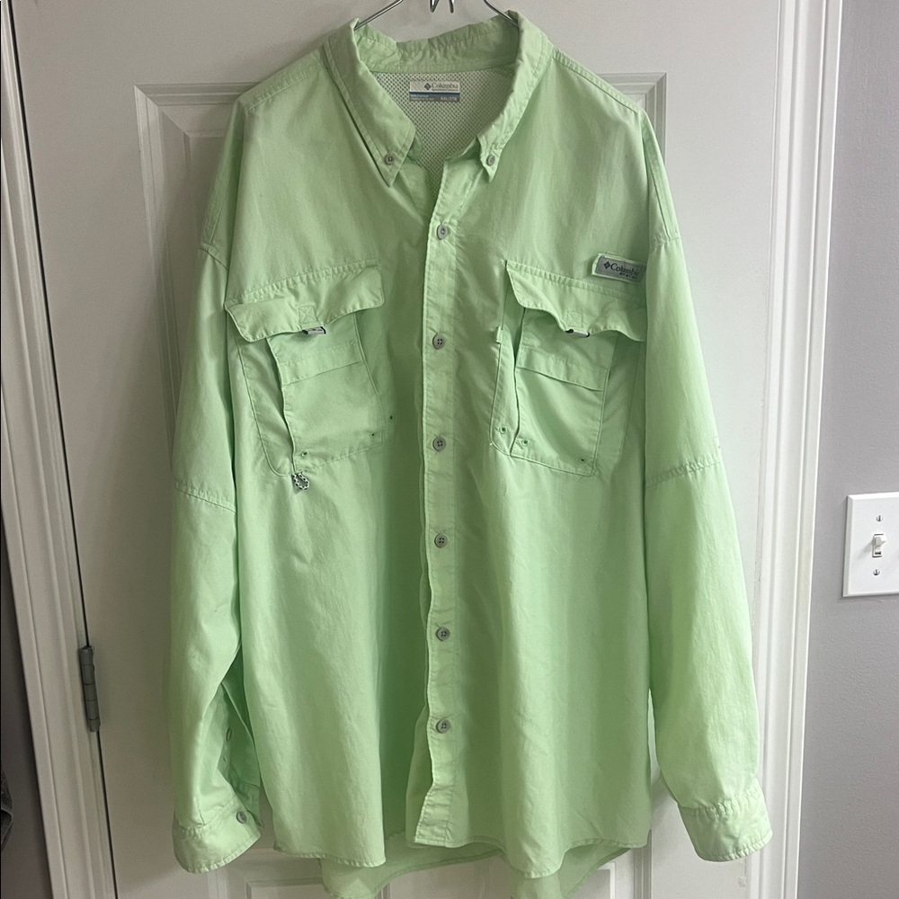 Columbia Men's Casual Button Down Shirt - Light Green